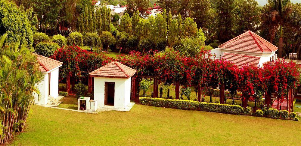 Naturoville Ayurvedic And Yoga Retreat Rishikesh Exterior photo