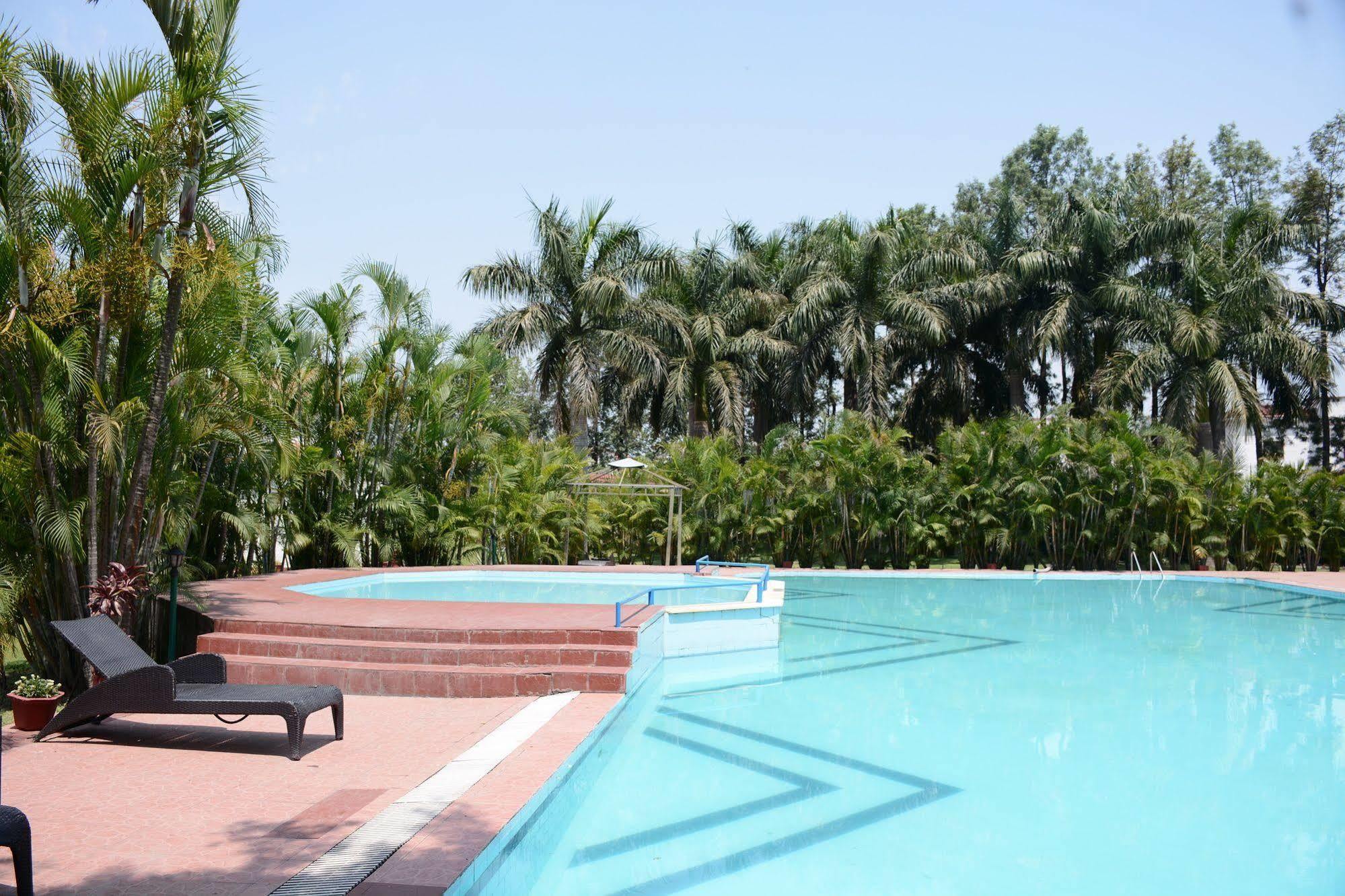 Naturoville Ayurvedic And Yoga Retreat Rishikesh Exterior photo