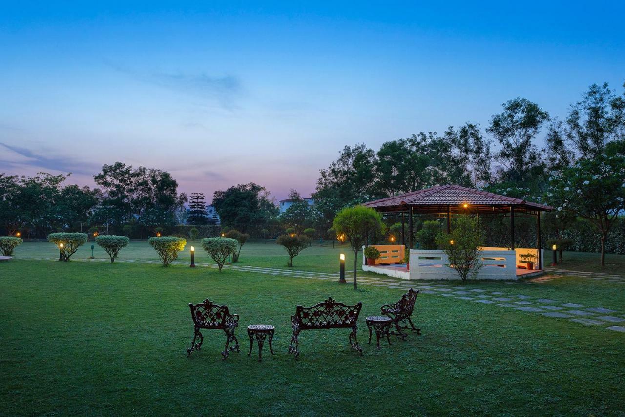 Naturoville Ayurvedic And Yoga Retreat Rishikesh Exterior photo