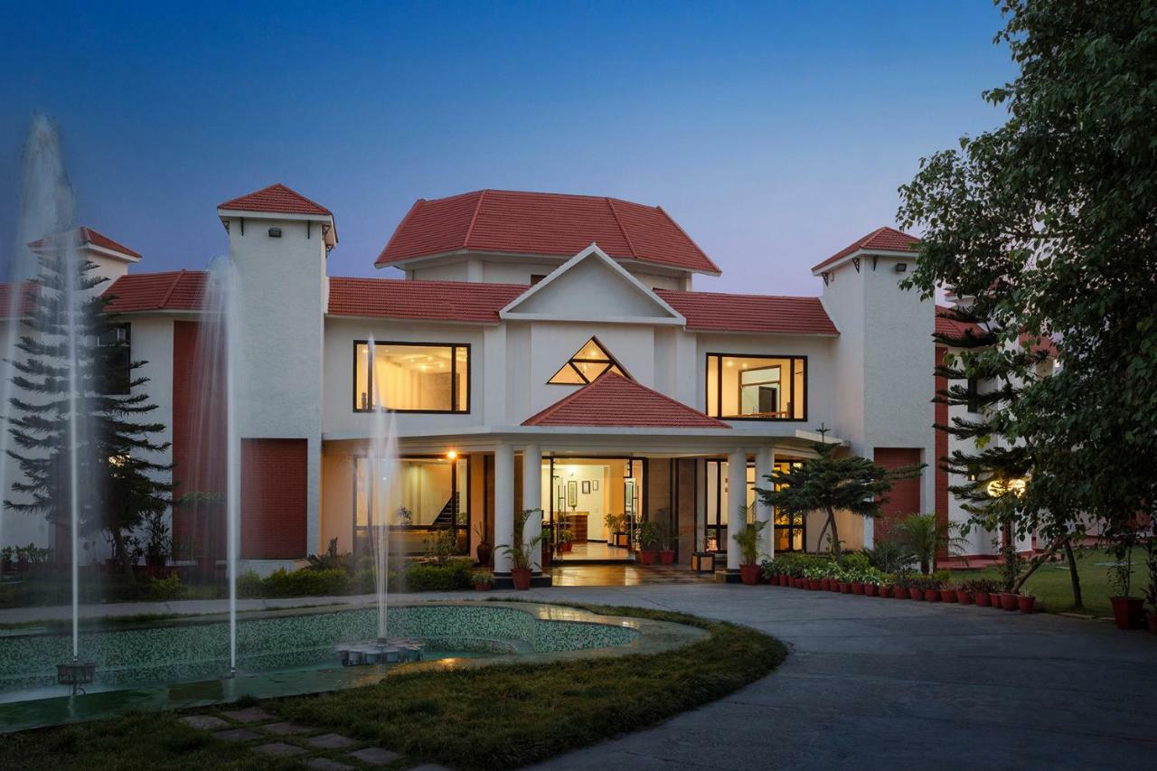 Naturoville Ayurvedic And Yoga Retreat Rishikesh Exterior photo